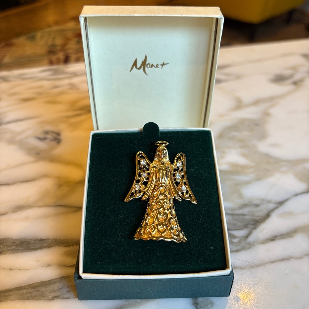 Monet Vintage Gold Tone Rhinestone Angel Brooch Pin Happy Holidays Box